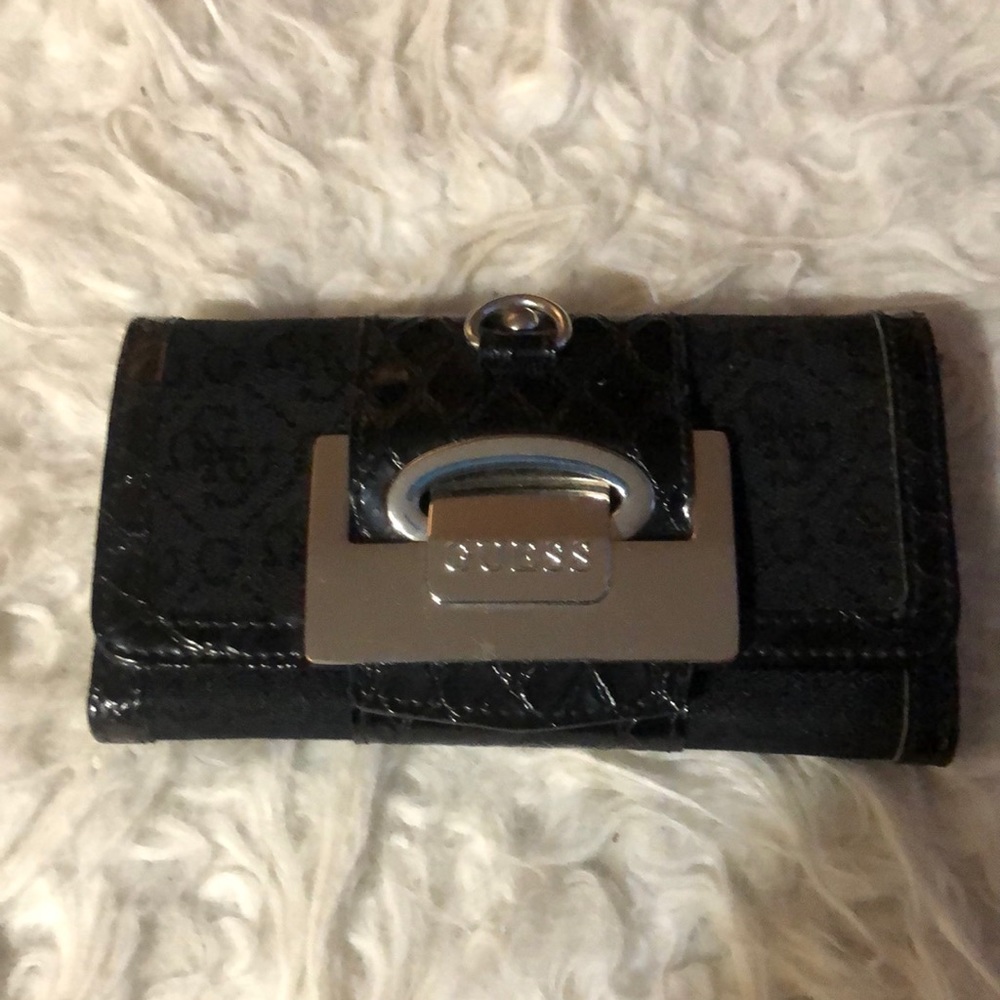 Guess wallet